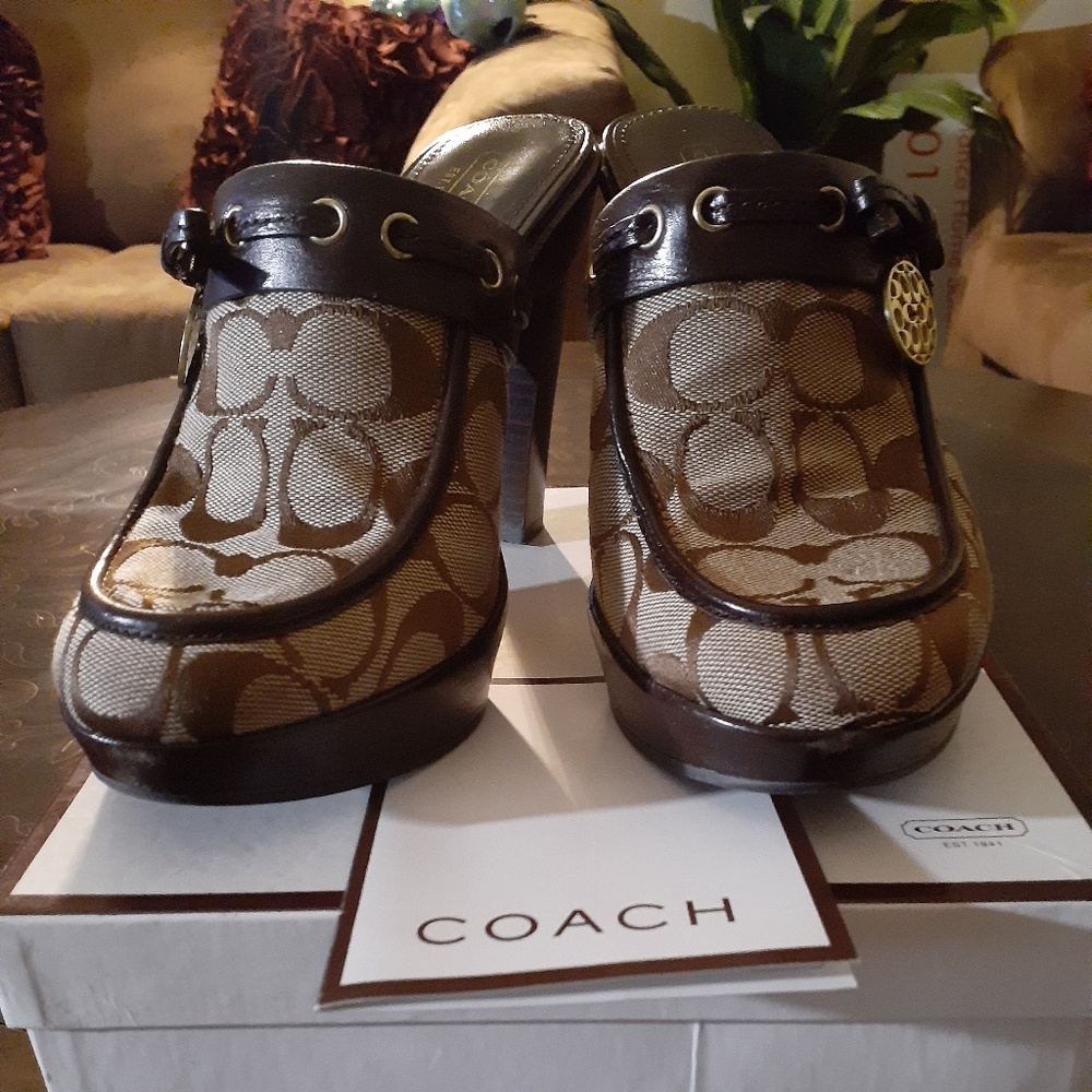 Coach